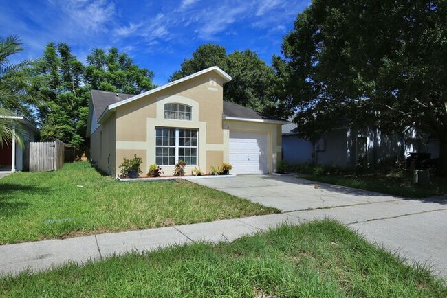 8695 Foley Dr in Orlando, FL - Building Photo - Building Photo