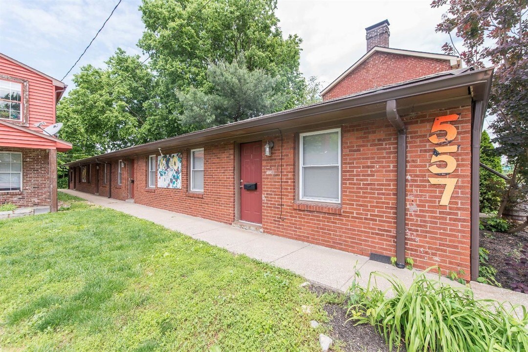 557 N Limestone-Unit -4 in Lexington, KY - Foto de edificio