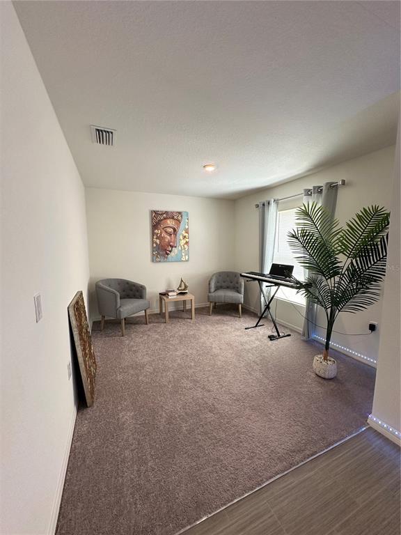 7238 Helliwell St in North Port, FL - Foto de edificio - Building Photo