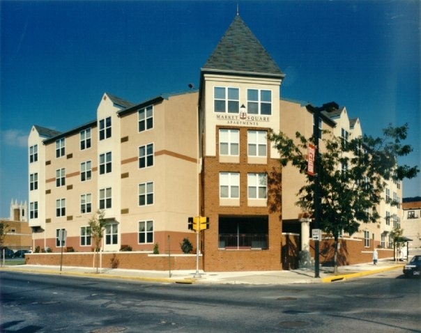 Market Square Apartments in Reading, PA - Foto de edificio