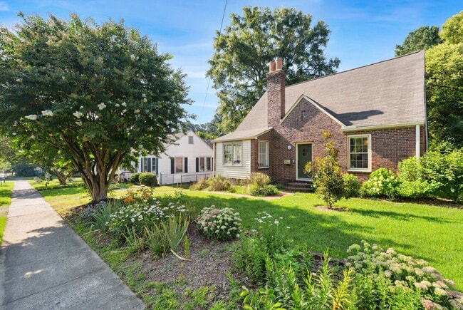 707 W Club Blvd in Durham, NC - Building Photo - Building Photo