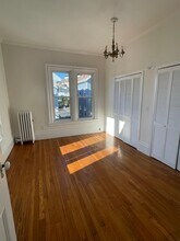 6 George St, Unit #3 in Chelsea, MA - Foto de edificio - Building Photo
