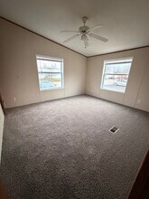 372 Tor St in Oxford, MI - Foto de edificio - Building Photo