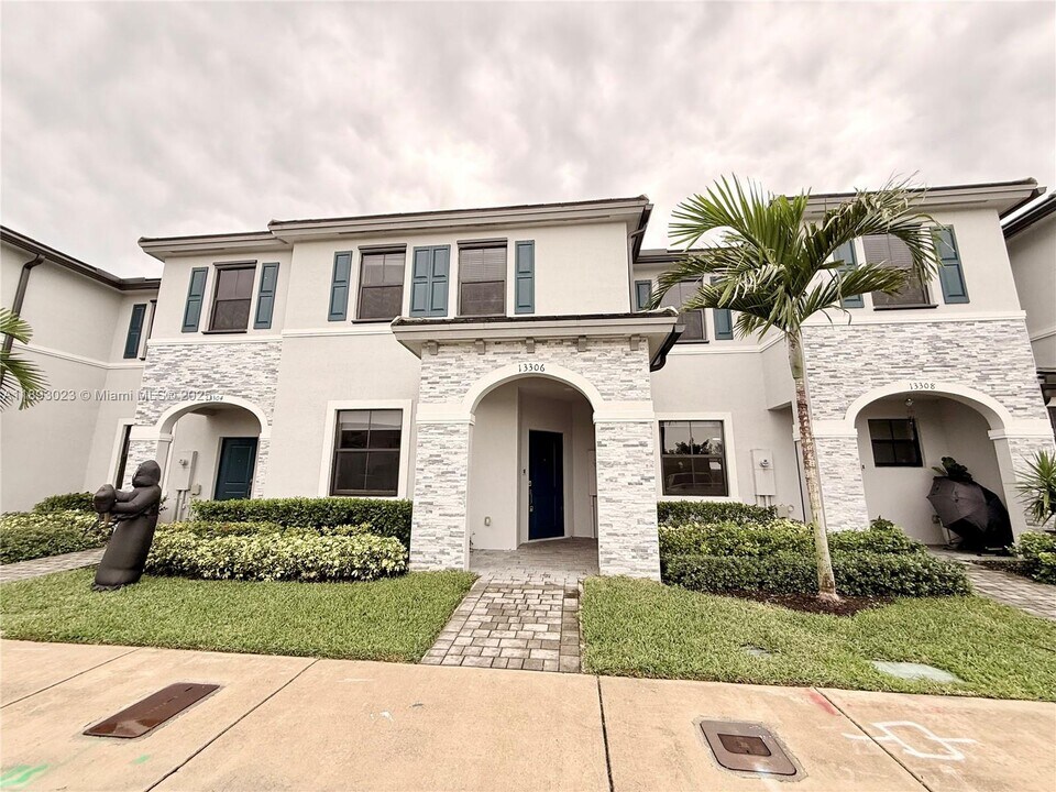 13306 SW 286th St in Homestead, FL - Building Photo