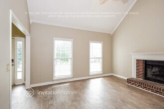 5690 Sugar Crossing Dr in Sugar Hill, GA - Building Photo - Building Photo