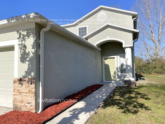 10120 Perthshire Cir in Land O Lakes, FL - Foto de edificio - Building Photo