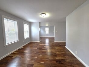 69 Pratt St in Avon, MA - Building Photo - Building Photo