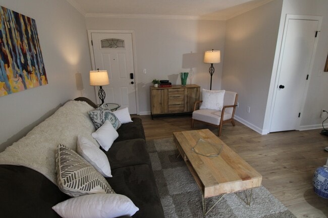 515 Chesterfield Ave in Nashville, TN - Building Photo - Building Photo