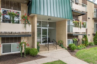 Parkview Manor in Fairview Park, OH - Building Photo