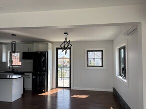 162-53 95th St in Queens, NY - Building Photo - Building Photo