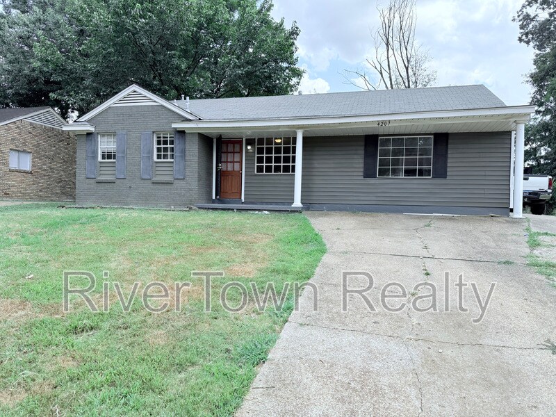 4207 Kenosha Rd in Memphis, TN - Building Photo