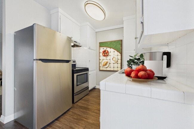 Kittridge Apartments