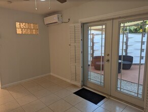 4 Gibbs Rd in Delray Beach, FL - Building Photo - Building Photo