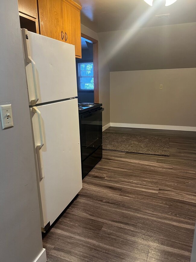 524 Jefferson Ave in North Mankato, MN - Building Photo - Building Photo