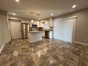 17226 N 37th St in Phoenix, AZ - Building Photo - Building Photo