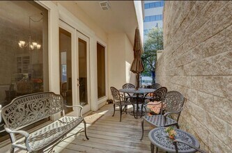 3004 Eastside St in Houston, TX - Building Photo - Building Photo