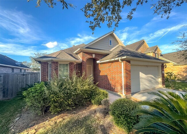 19214 Garrett Knolls Ln in Richmond, TX - Foto de edificio - Building Photo