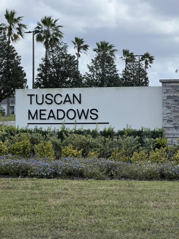 3079 Bella Vista Dr in Davenport, FL - Foto de edificio - Building Photo