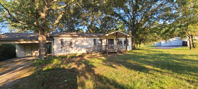 property at 951 Plunk Whitson Rd