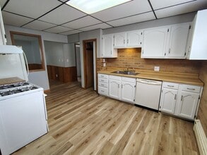 4719 Illinois St in Loves Park, IL - Building Photo - Building Photo