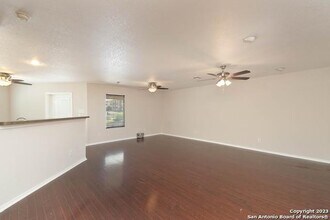 9307 Mimosa Manor in San Antonio, TX - Building Photo - Building Photo