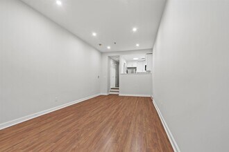 226 Monroe St in Hoboken, NJ - Building Photo - Building Photo