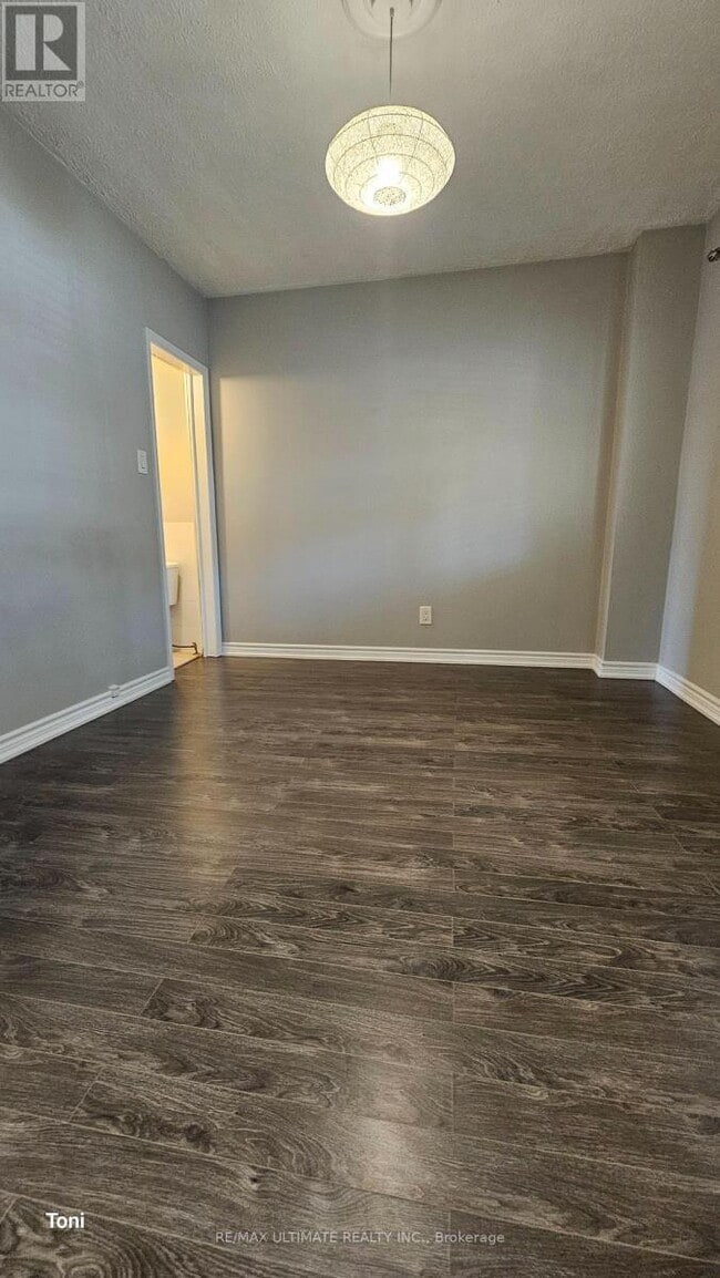 16 Failsworth Ave in Toronto, ON - Building Photo - Building Photo