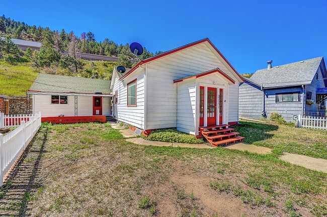 property at 2253 Miner St
