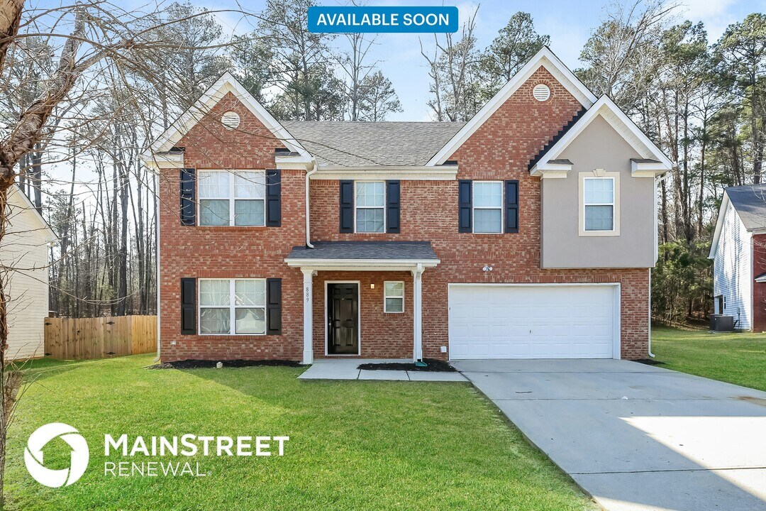889 Capital Ct in Jonesboro, GA - Building Photo
