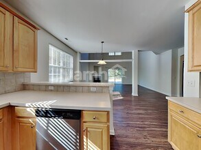 4504 Sandtyn Dr in Waxhaw, NC - Foto de edificio - Building Photo