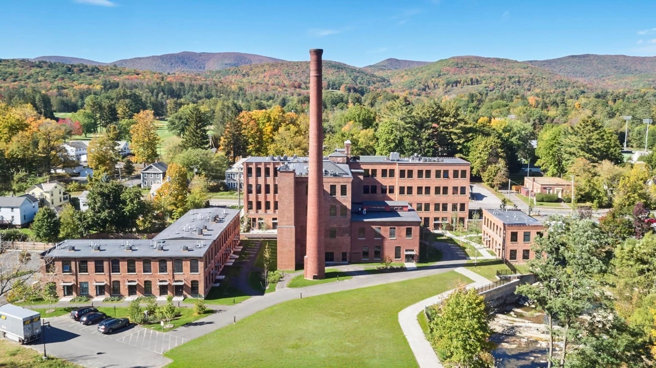 Cable Mills in Williamstown, MA - Building Photo