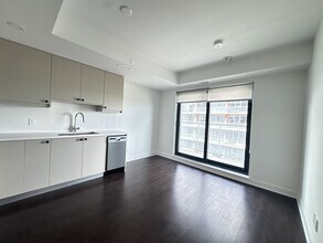 180 George St in Ottawa, ON - Building Photo - Building Photo