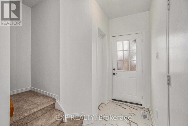 1512 Launay Ave in Ottawa, ON - Building Photo - Building Photo