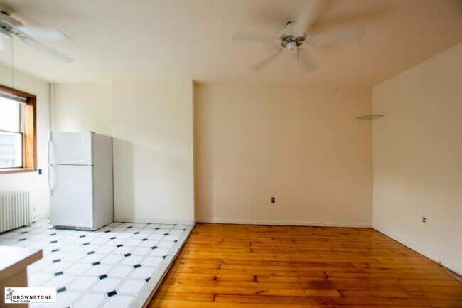 385 Degraw St in Brooklyn, NY - Building Photo - Building Photo
