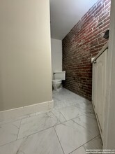 9 Worthington St, Unit 4 in Boston, MA - Building Photo - Building Photo