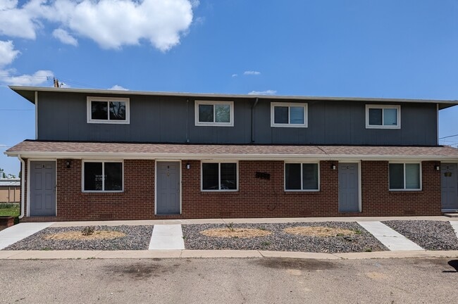 3526 Butternut Dr, Unit B in Loveland, CO - Building Photo - Building Photo