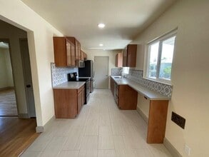 2870 59th St in Sacramento, CA - Building Photo - Building Photo