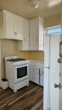 618 N Juanita Ave, Unit 618 B in Redondo Beach, CA - Foto de edificio - Building Photo