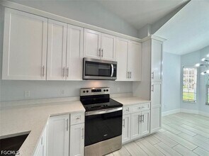 12396 Kelly Sands Way in Ft. Myers, FL - Building Photo - Building Photo