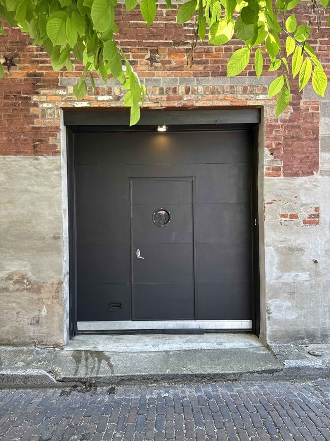 property at 1429 Elm St