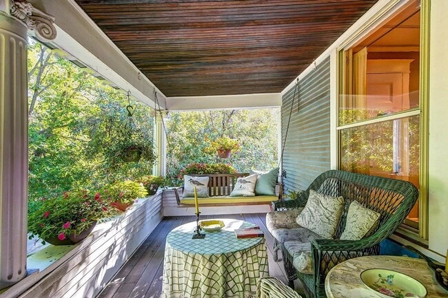 512 Holly Ave in St. Paul, MN - Building Photo - Building Photo