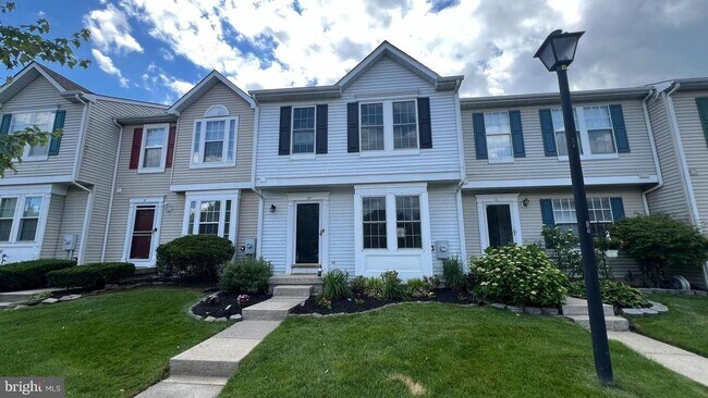 33 Pinehurst Ct in Gloucester Township, NJ - Building Photo - Building Photo