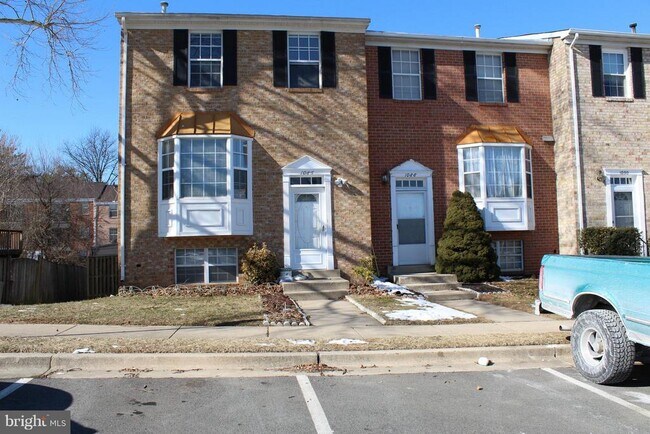 1086 Travis Ln in Gaithersburg, MD - Building Photo - Building Photo