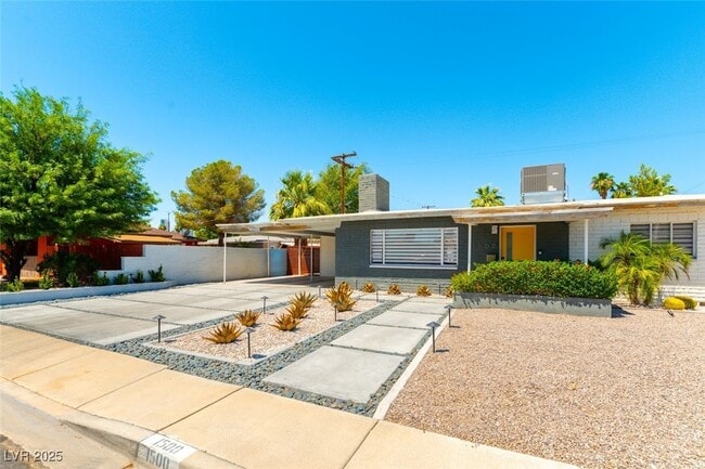 1500 S 9th St in Las Vegas, NV - Building Photo - Building Photo