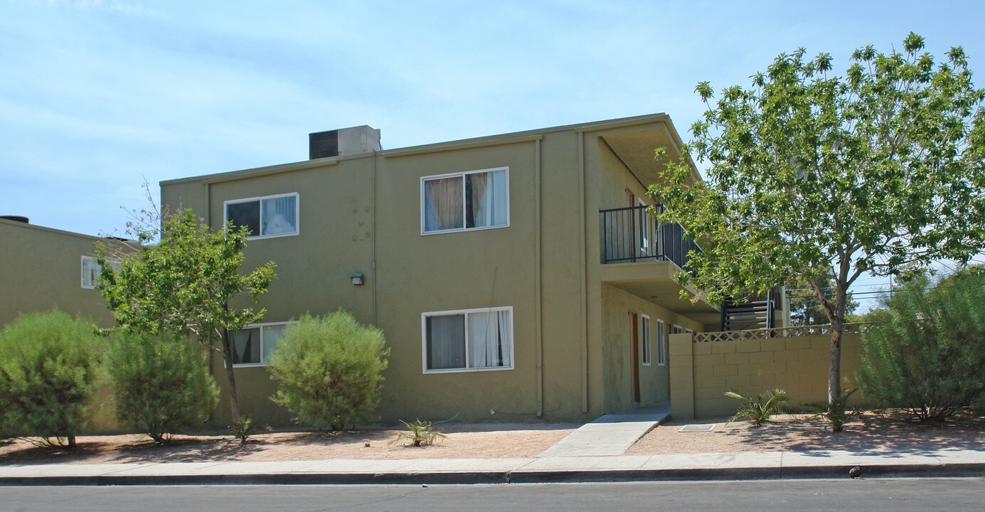 4139 Silver Dollar Ave in Las Vegas, NV - Building Photo