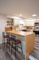 1138 W Cecil St, Unit 1138 in Neenah, WI - Building Photo