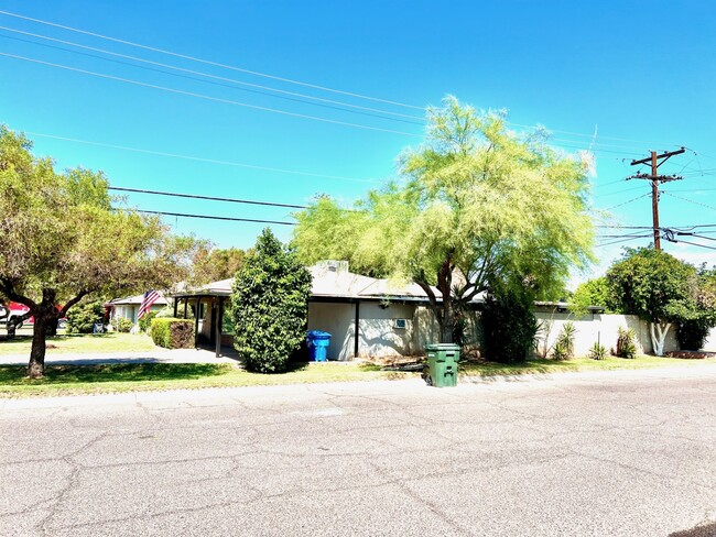 2646 E Whitton Ave in Phoenix, AZ - Building Photo - Building Photo