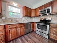 3908 Springfield St photo'