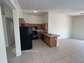 8560 W Hatcher Rd in Peoria, AZ - Building Photo - Building Photo