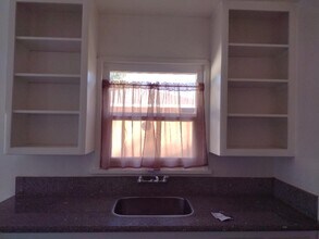 703 E Jefferson Ave in Pomona, CA - Building Photo - Building Photo